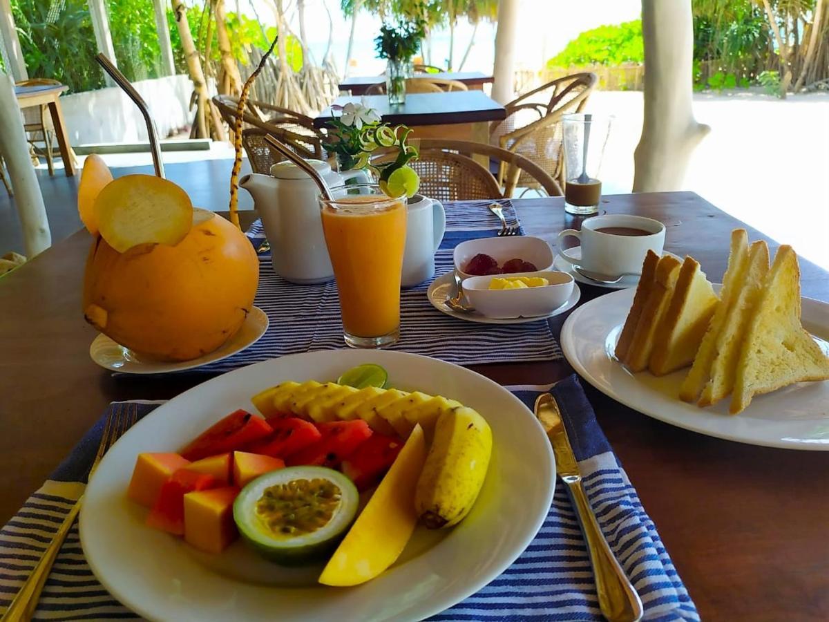 Sleeping Elephant Beach Resort Tangalle Exterior foto